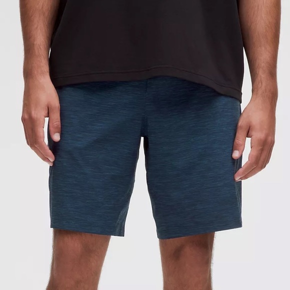 Lululemon Men Pace Breaker Classic Lined Short 9” Size Small